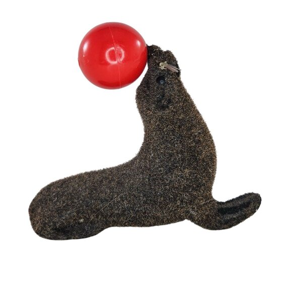 Vintage Wagner Kunstlerschutz Flocked Sea Lion Red Ball Germany Figurine FLAW - Picture 1 of 8
